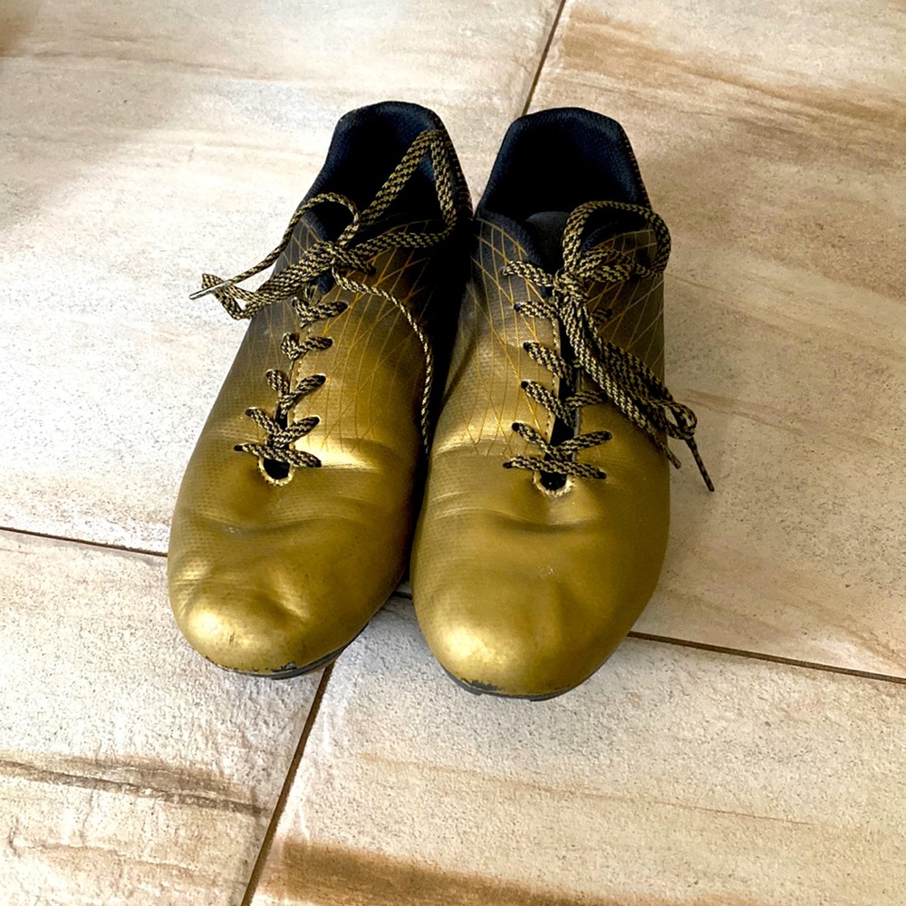 DSG Youth Soccer Cleat